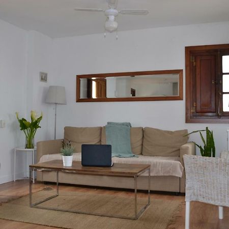 Duquesa Puerto Apartment มานิลบา ภายนอก รูปภาพ