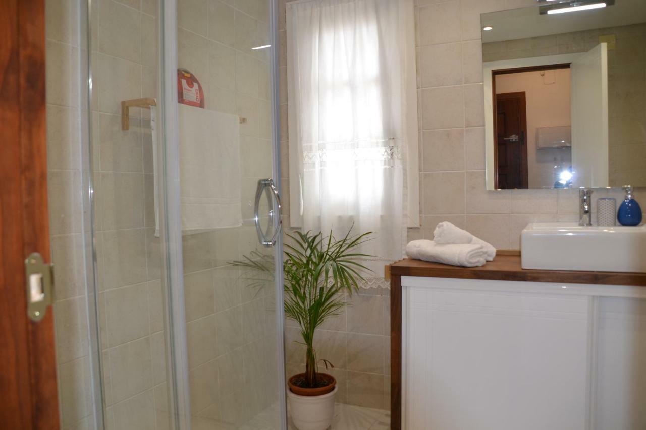 Duquesa Puerto Apartment มานิลบา ภายนอก รูปภาพ