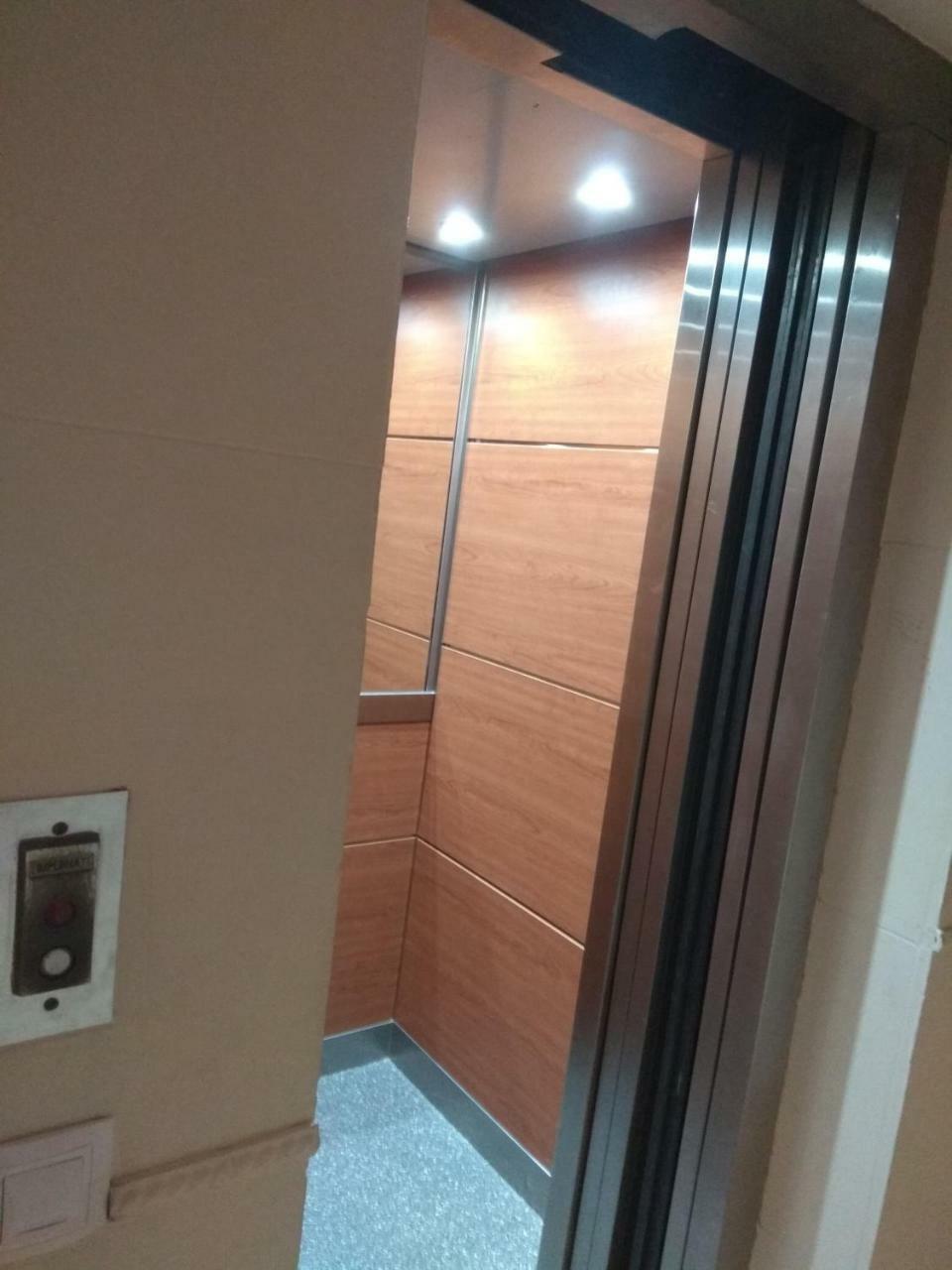 Duquesa Puerto Apartment มานิลบา ภายนอก รูปภาพ