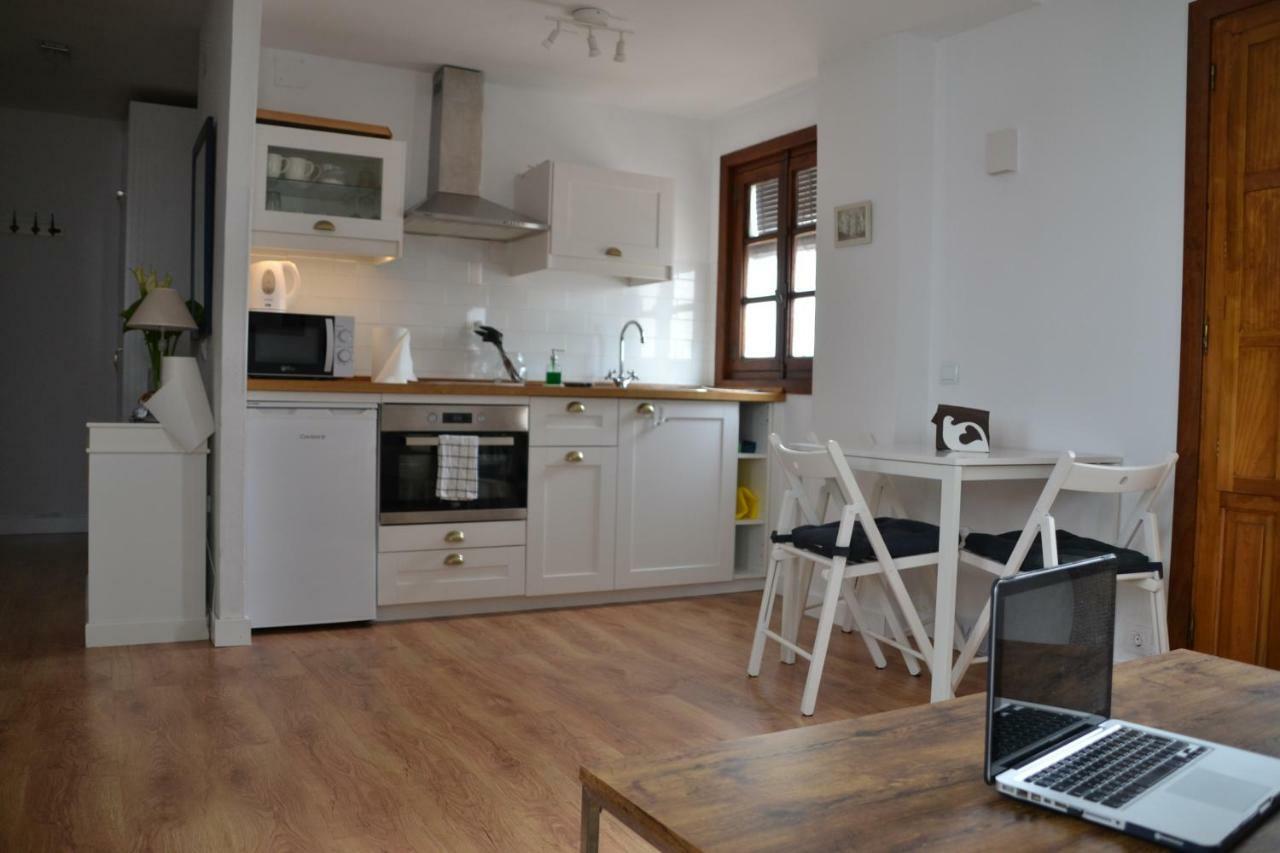 Duquesa Puerto Apartment มานิลบา ภายนอก รูปภาพ